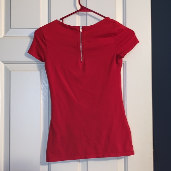 Express short sleeve back zipper top - Picture 3 of 4